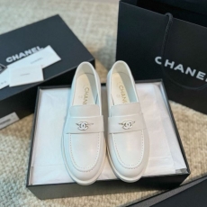 Chanel Low Shoes